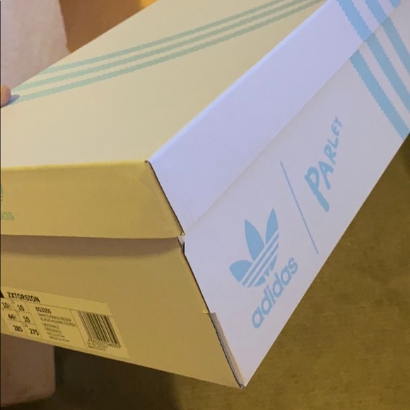 🆕🚹Adidas ZX Torsion Parley, 10.5, NOT SOLD IN US - Picture 11 of 12